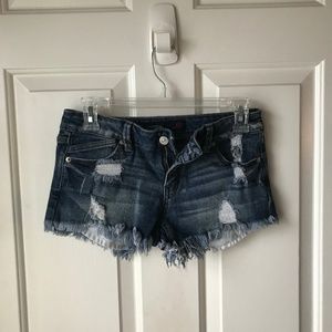 Cut off shorts